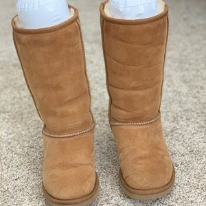 Ugg Classic Tall Boots chestnut Sz 5